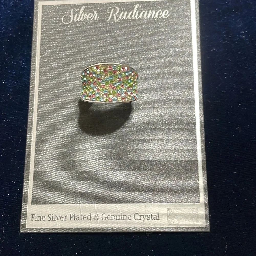 Genuine Crystal Ring size 8 by Silver Radiance Genuine Crystal Ring 🆕RARE Ring